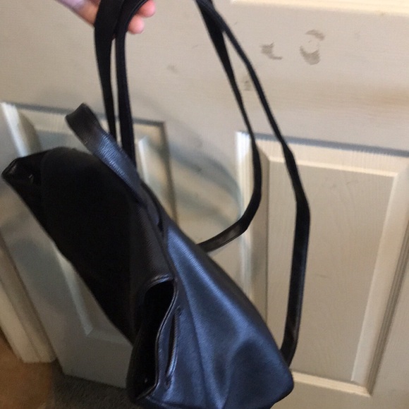 Backpack - Picture 2 of 4